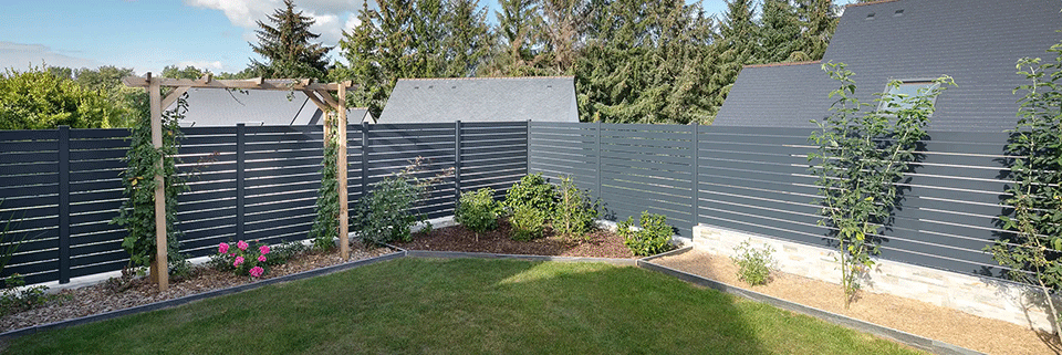 Clôture en aluminium Raz Kostum