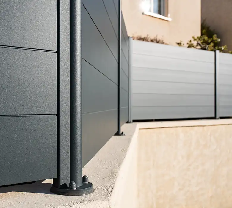 claustras à lames pleines en alu