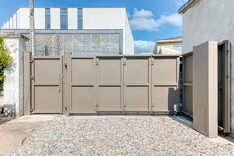 portail sectionnel bois anian kostum red cedar