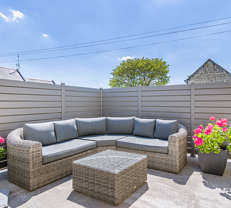 Clôture en aluminium Kostum | Modèle Litenn | Lames brise-vue