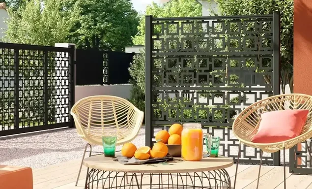 Habillages extérieurs et claustras avec décors Kostum