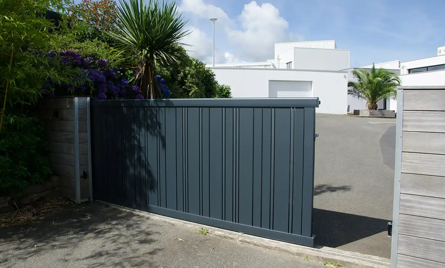 OUR POWDER COATING WORKSHOP